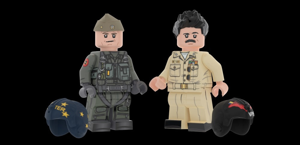 The Instructors – Minifig Two Pack