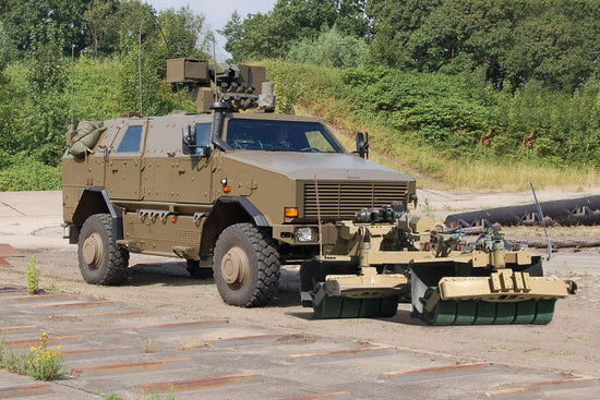 German ATF Dingo Mobile Infantry Vehicle (Mine Disposal Version) - MOMCOM inc.