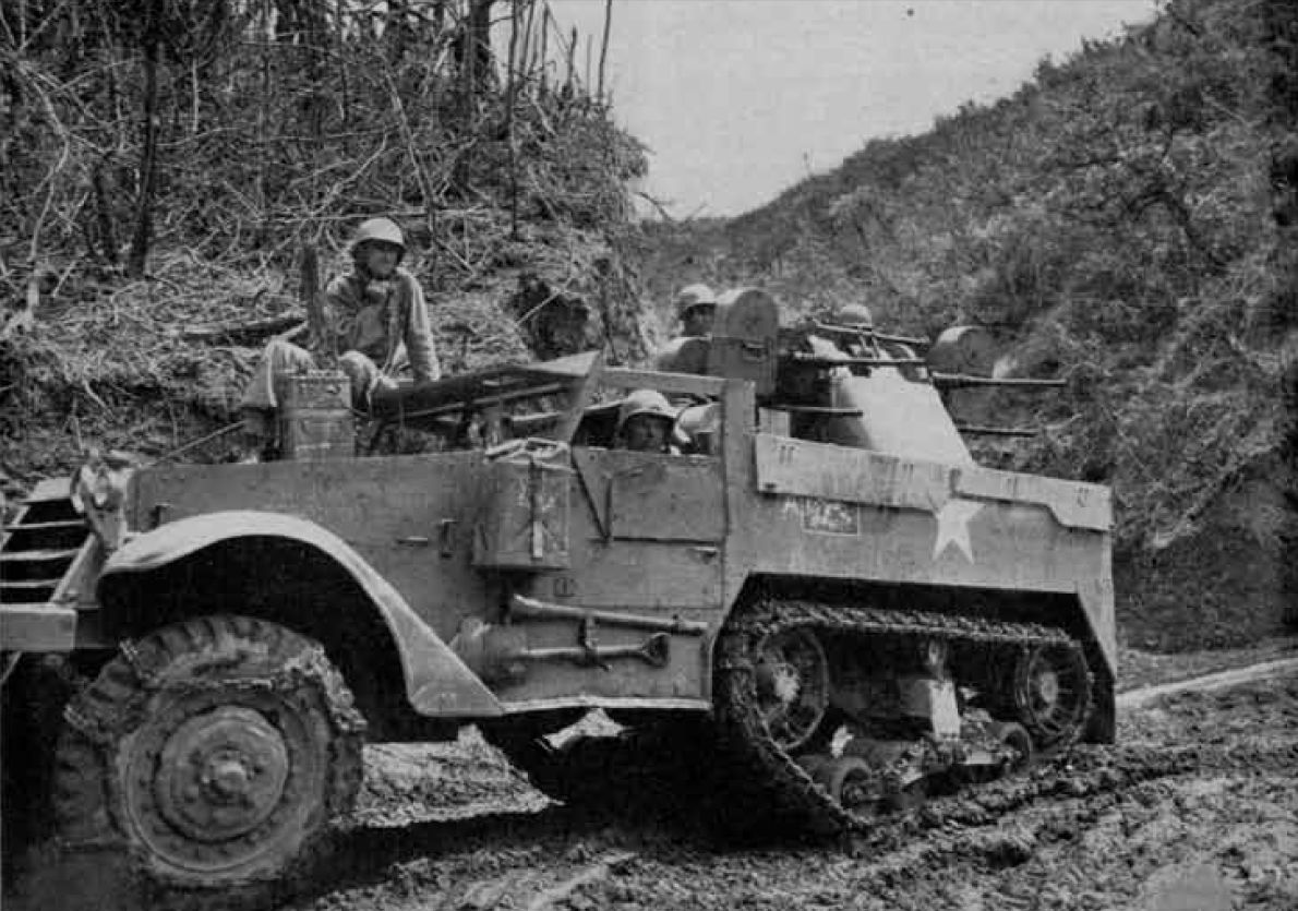 WW2 US Army M3 Halftrack - MOMCOM inc.