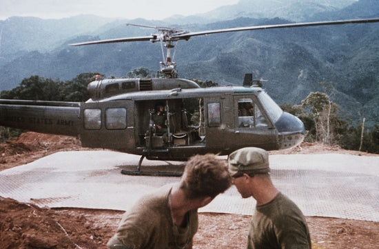 Load image into Gallery viewer, US Army UH-1 Huey helicopter - MOMCOM inc.

